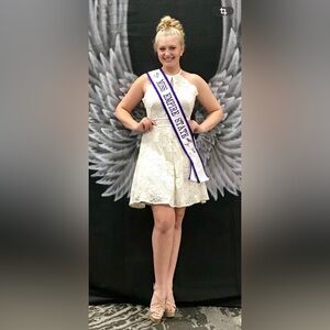 Morgan & Co. Off white Lace Overlay Dress